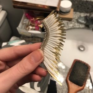 Left mignonne Gavigan madeline